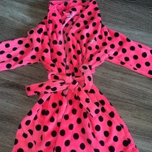 Victoria Secret/ Pink Polka Dot Fluffy Robe